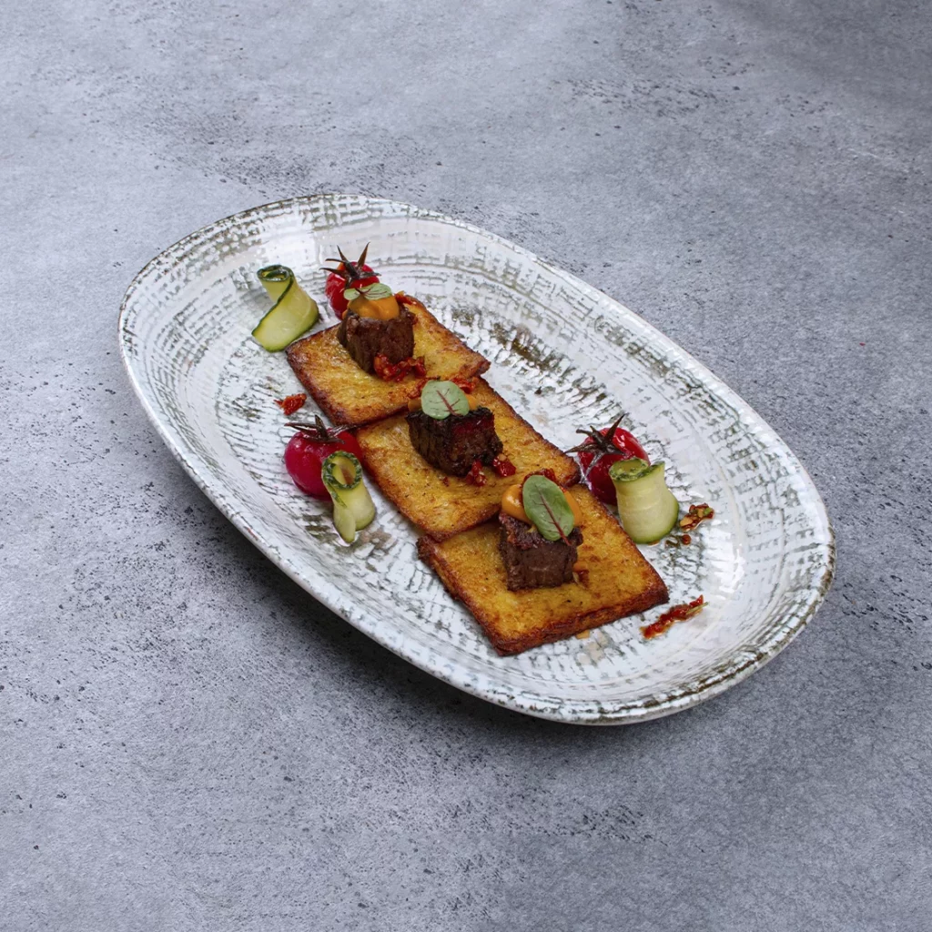 Драники с томлёным брискетом