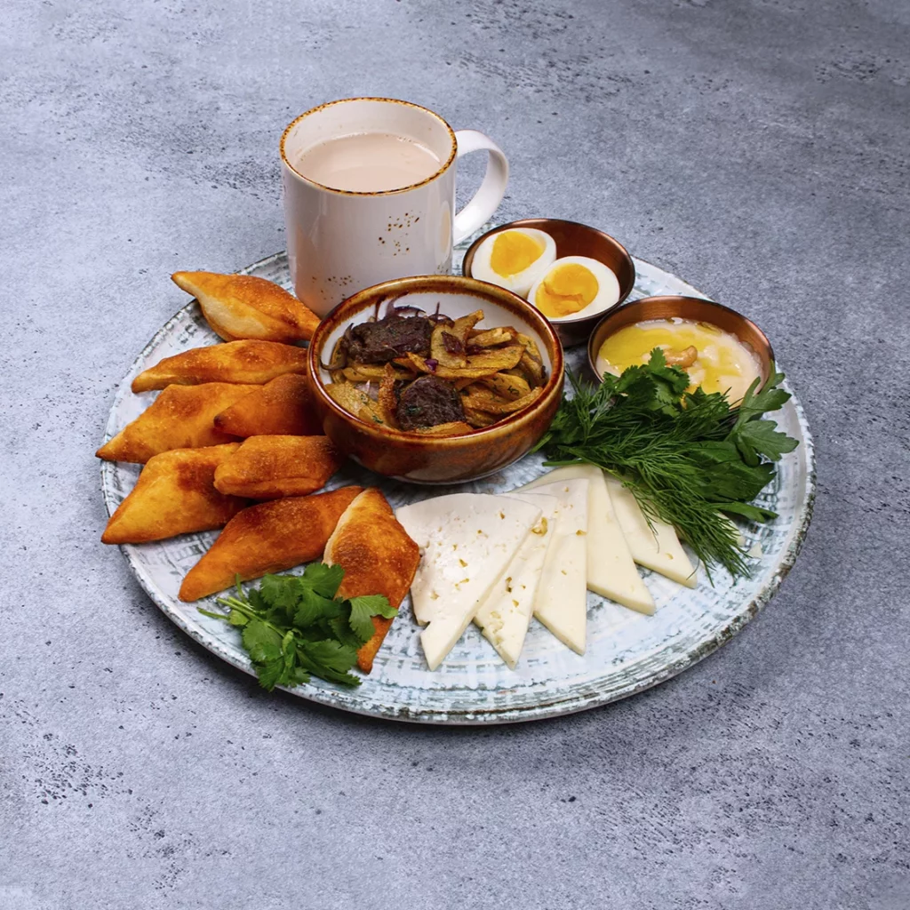 Горский завтрак с пышкой